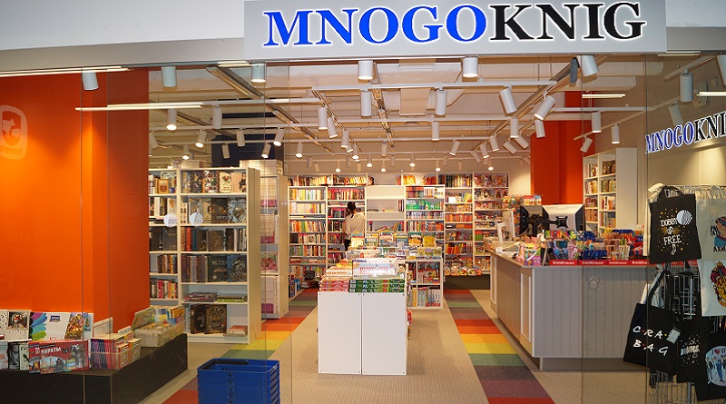 В Лиепае открывается первый в городе книжный магазин MNOGOKNIG